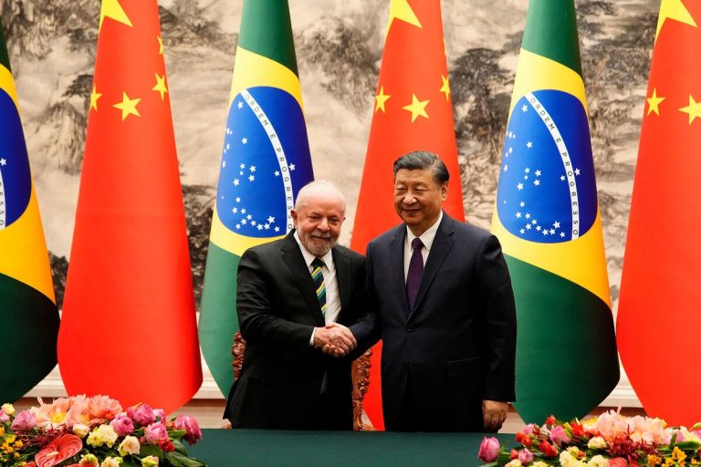 Brazil’s President da Silva with Chinese President Xi. Source: Bloomberg